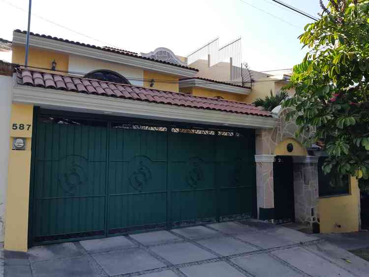 casa en venta paseo de la hiedra rinconada santa rita zapopan jalisco p8NlFoO